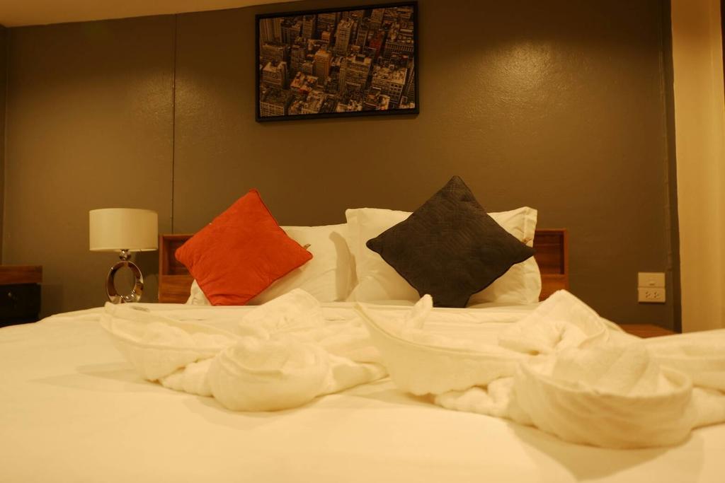 Serene Hostel Nimman Chiang Mai Luaran gambar